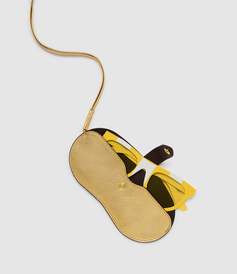 ISSIMO | Métier Glasses Case With Strap Metallic Calfskin Gold