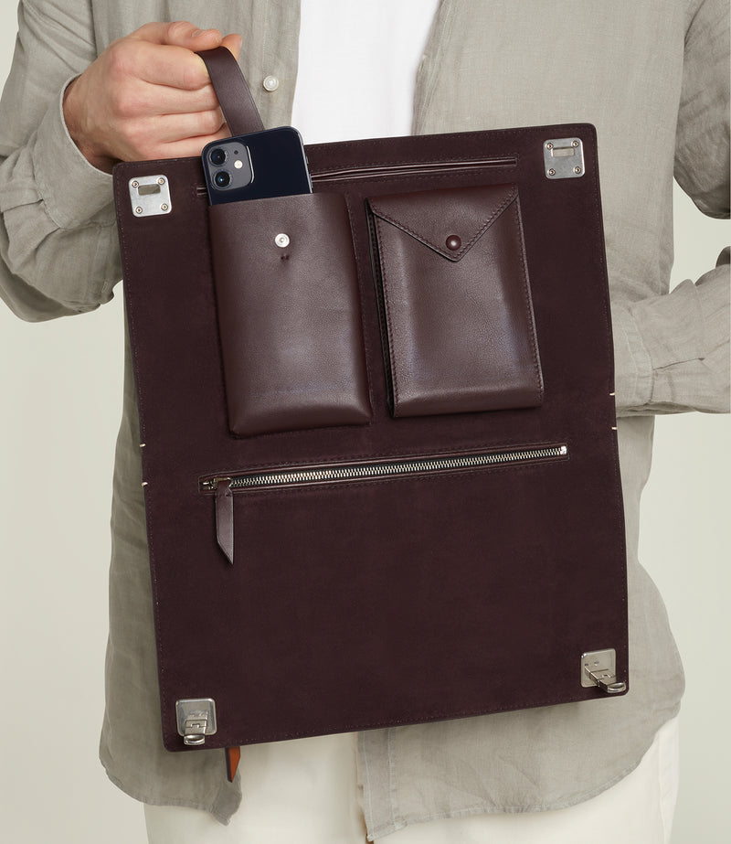 Runaway I Essentials Portfolio Buffalo Cognac