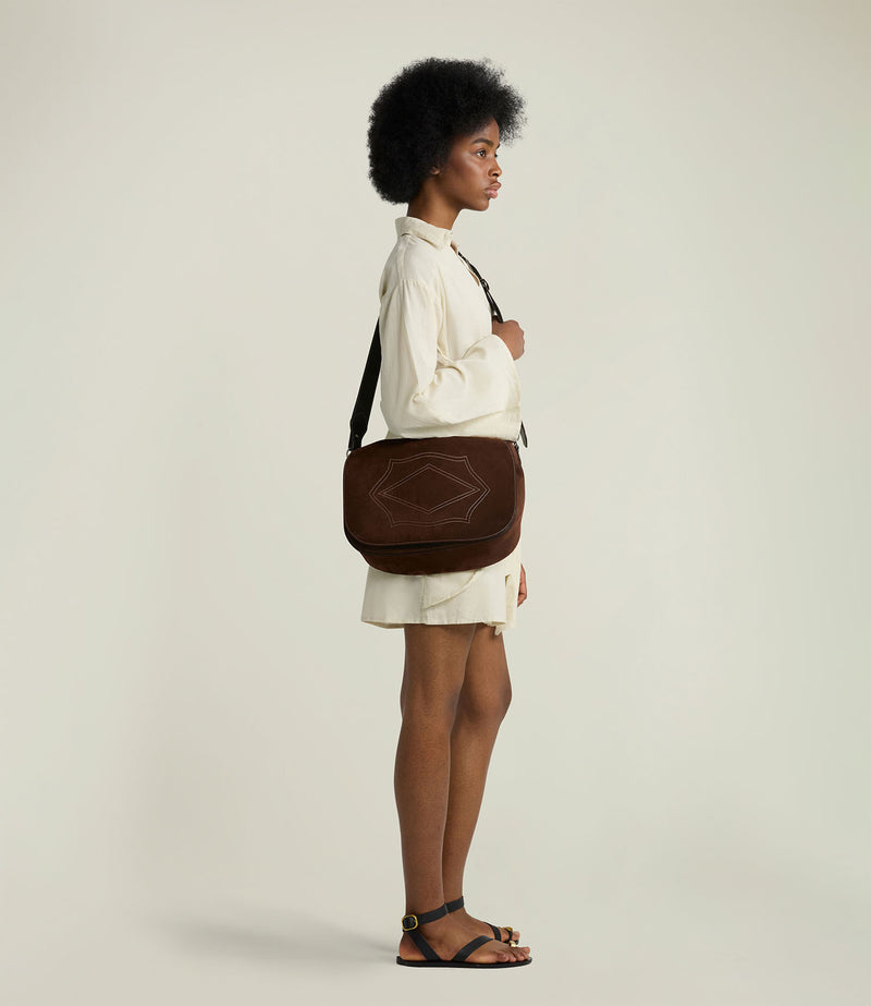 W INDIANA JONES™ Hunter Messenger Chocolate Suede