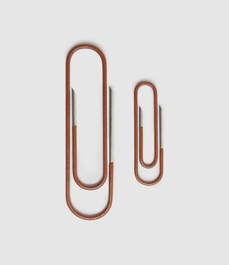 Bookmark Silverstone and Buffalo Cognac
