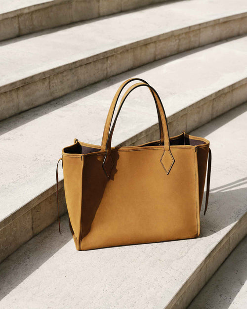 Missed Connections: Paris