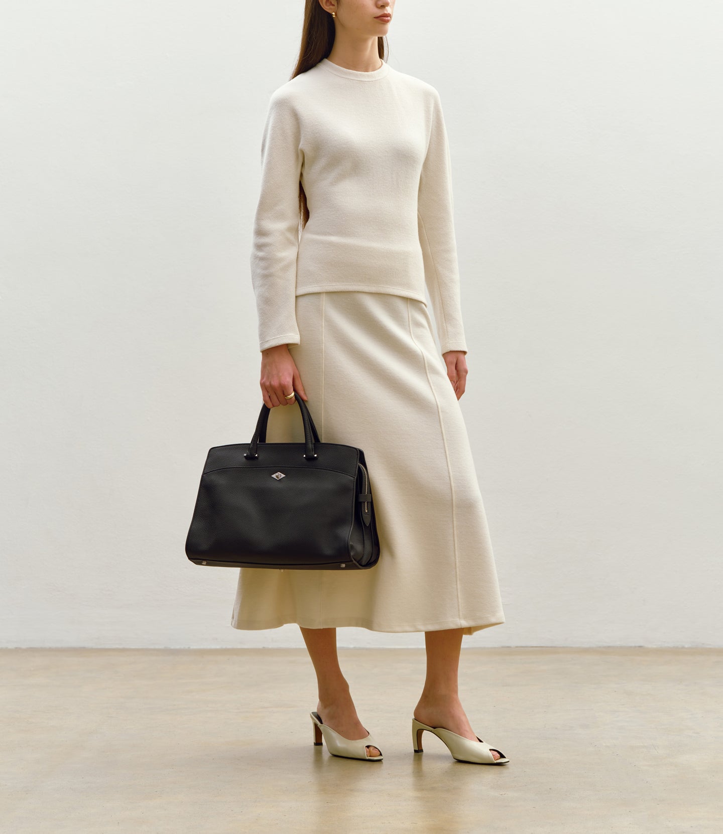 Private Eye Soft Grain Leather Black