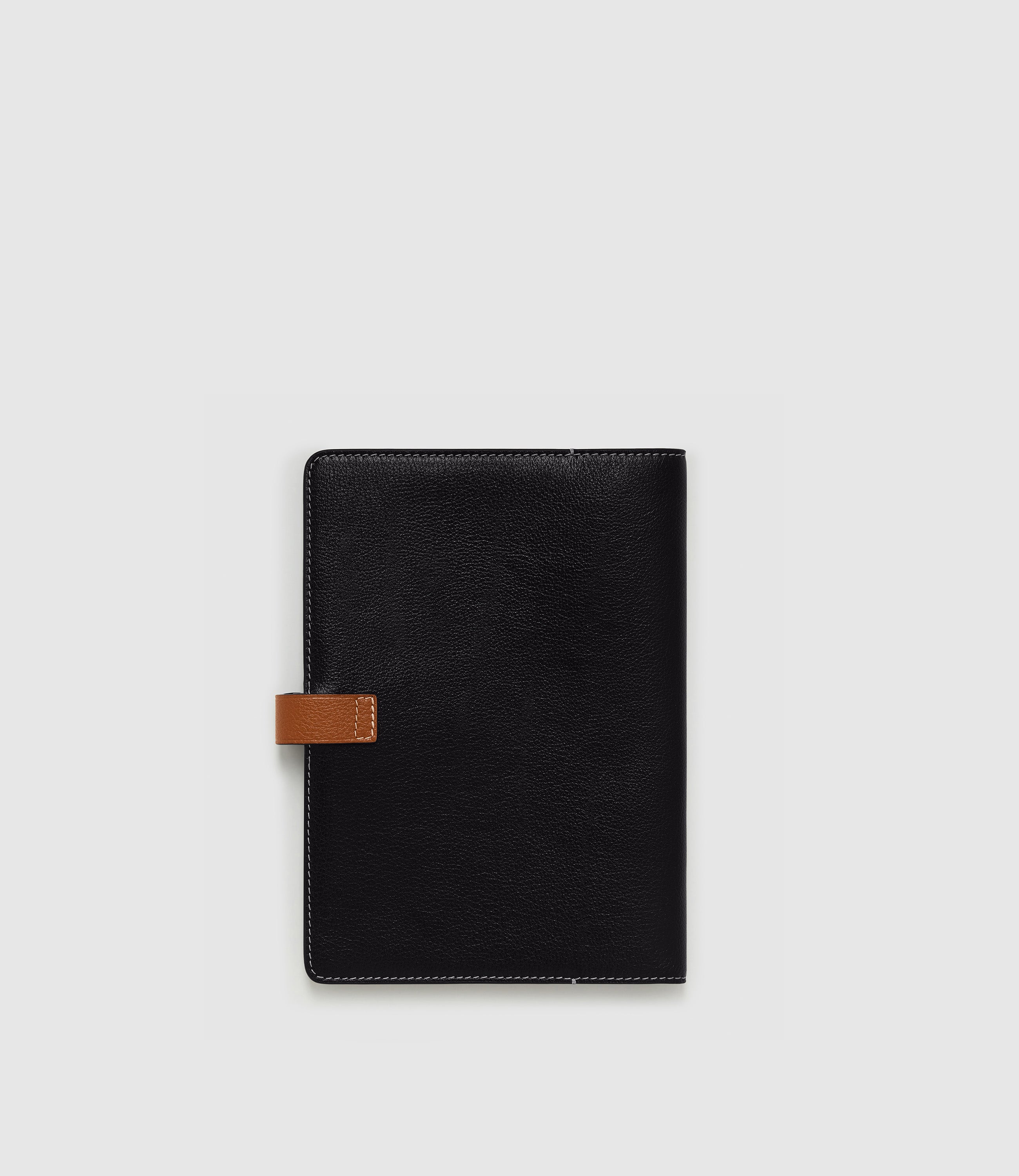 Leather notebook in A5 format X17, color brown cognac, made newest in Germany, Belgian leather, 17 year warranty on the case!