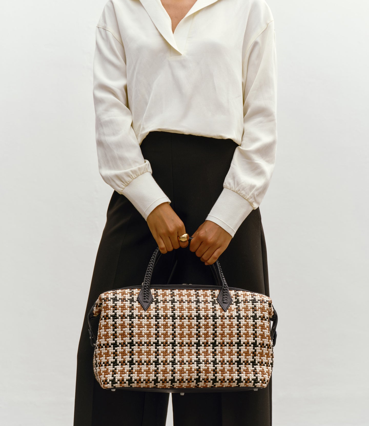 Bespoke Vérité City Coupé Woven