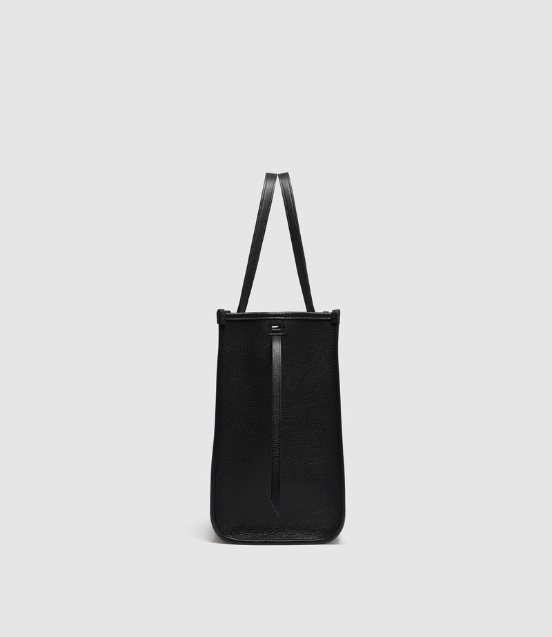Chameleon 34 Soft Grain Leather Black