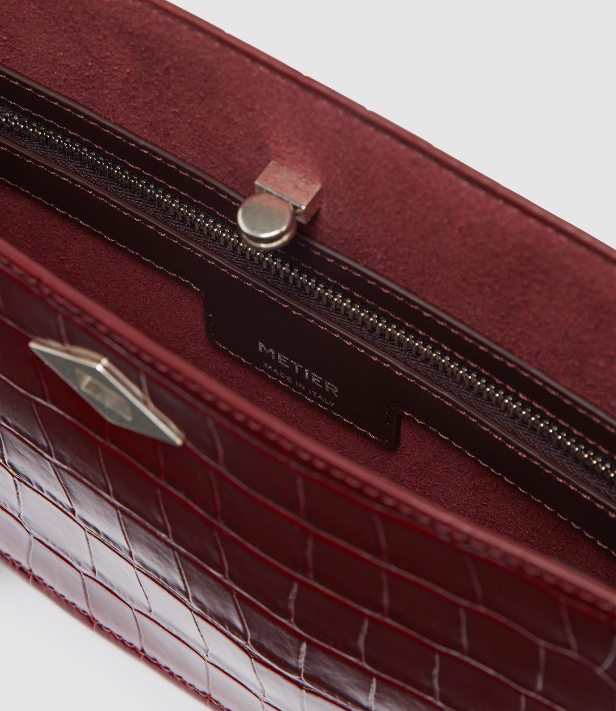 Ease 24 Embossed Croc Ruby