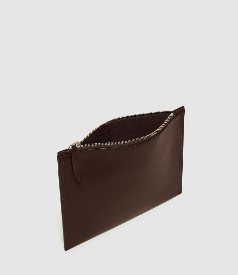 Small Flat Pouch Elvis Walnut
