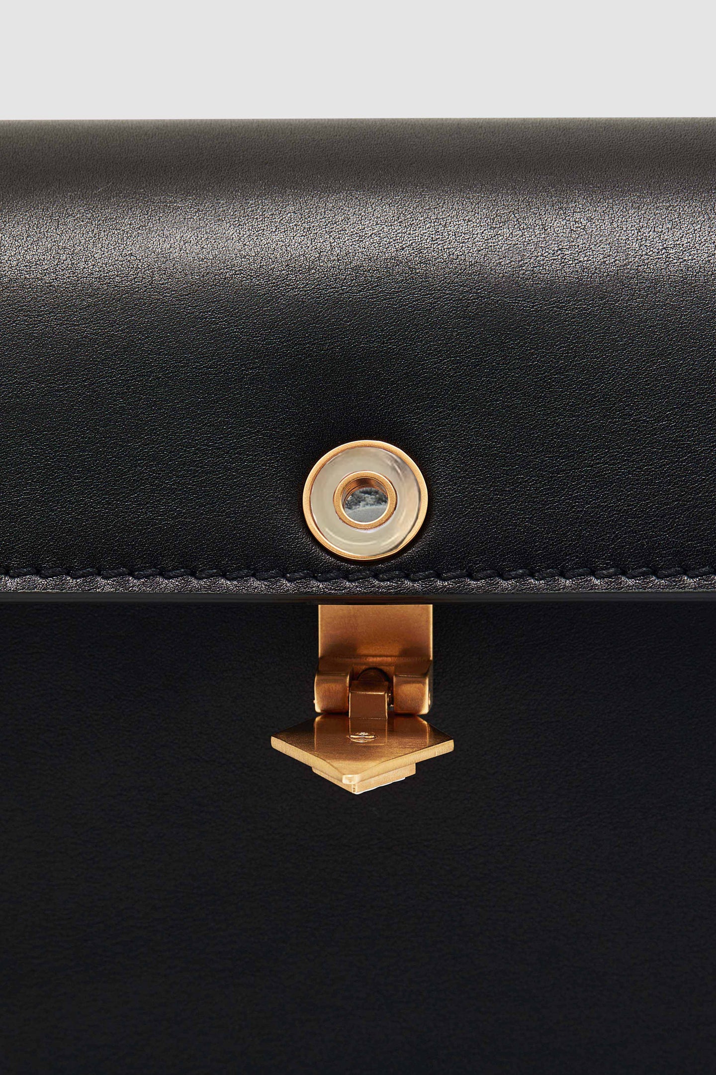 Limited Edition: Parallel 22 Atelier Calfskin Black