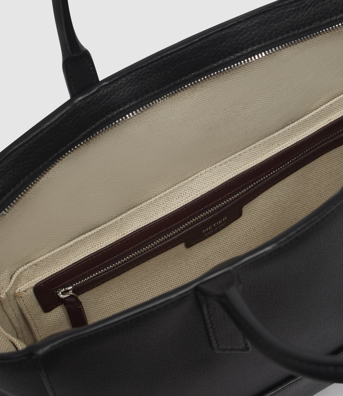 Incognito 30 Soft Grain Leather Black