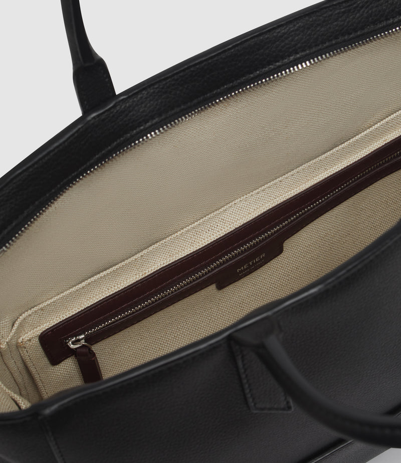 Incognito 30 Soft Grain Leather Black