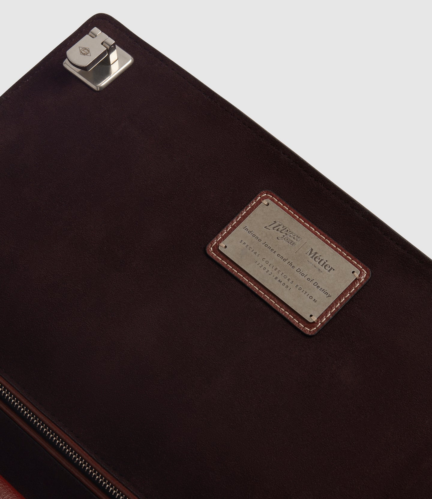 Main INDIANA JONES™ Runaway Marrakech Suede – Collector’s Edition