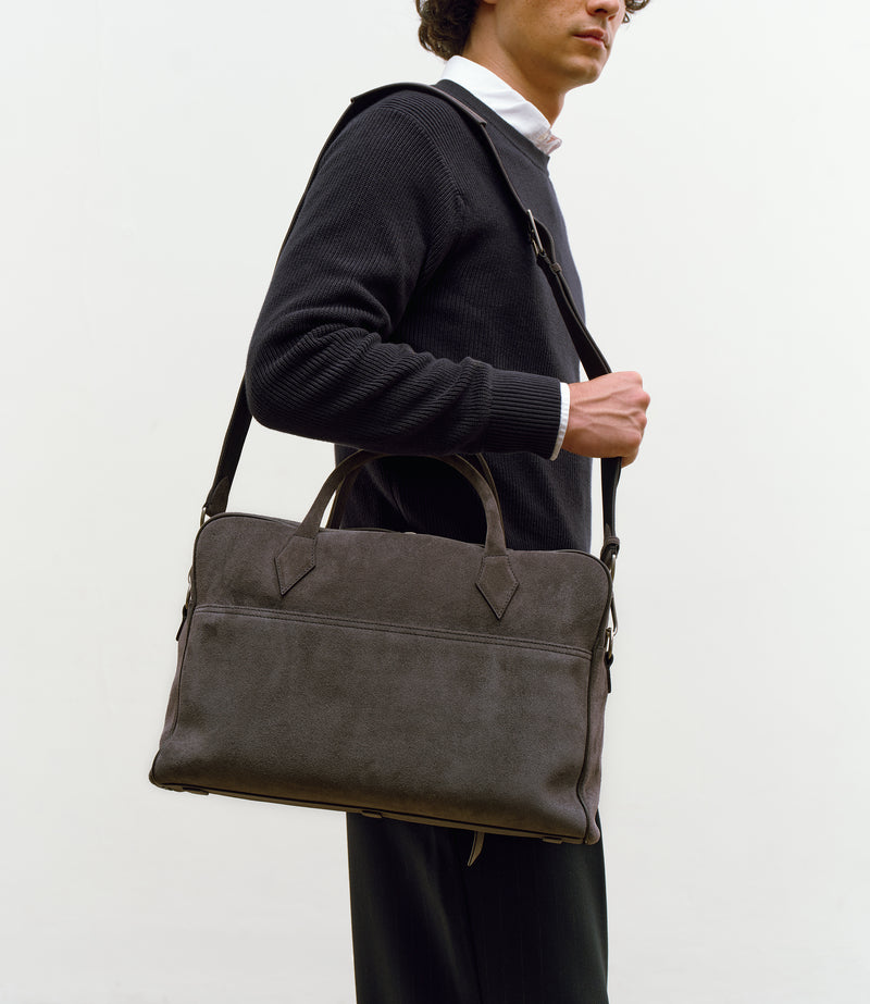 Closer Slim Suede London