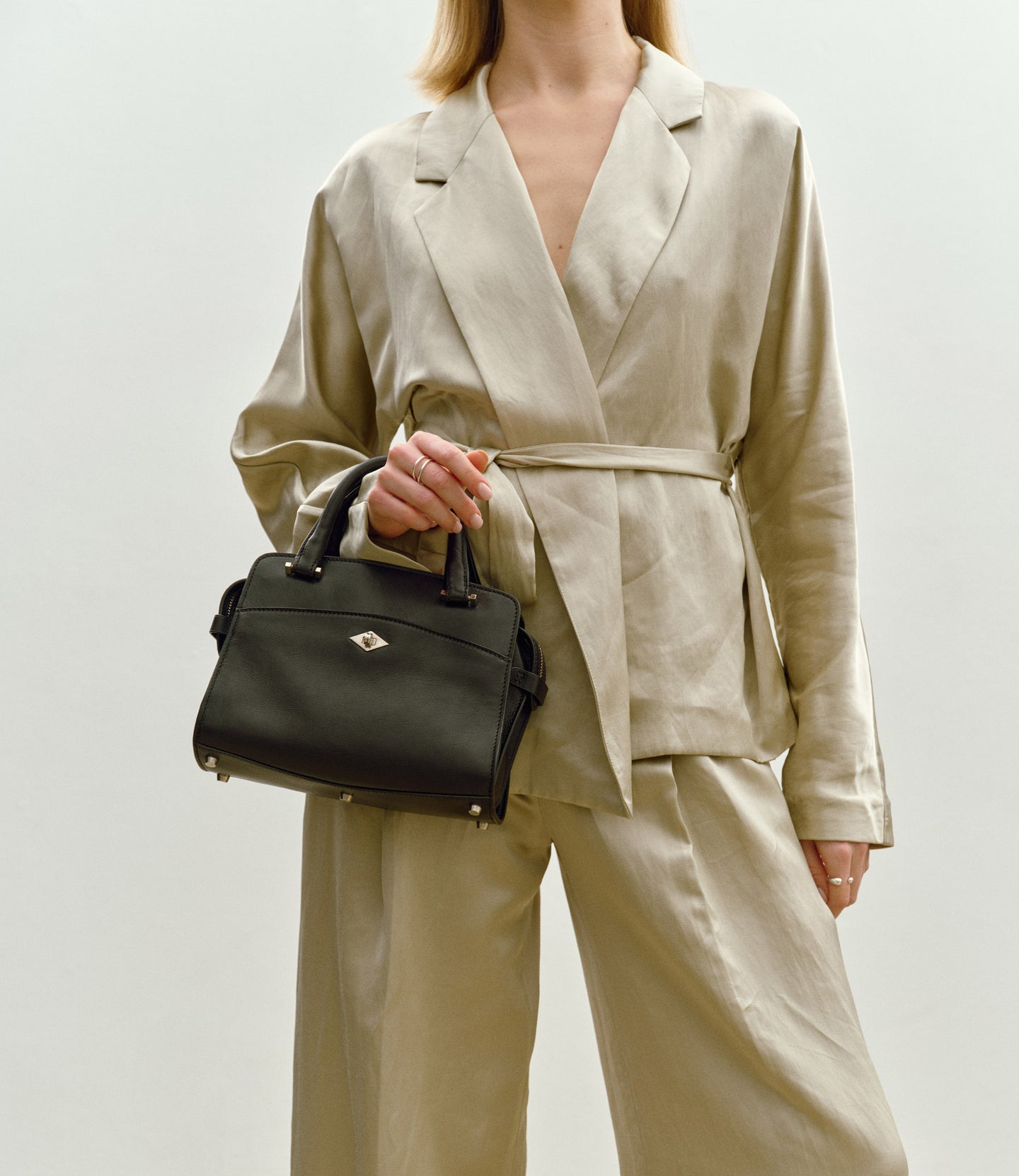 Private Eye Mini Marianne Black