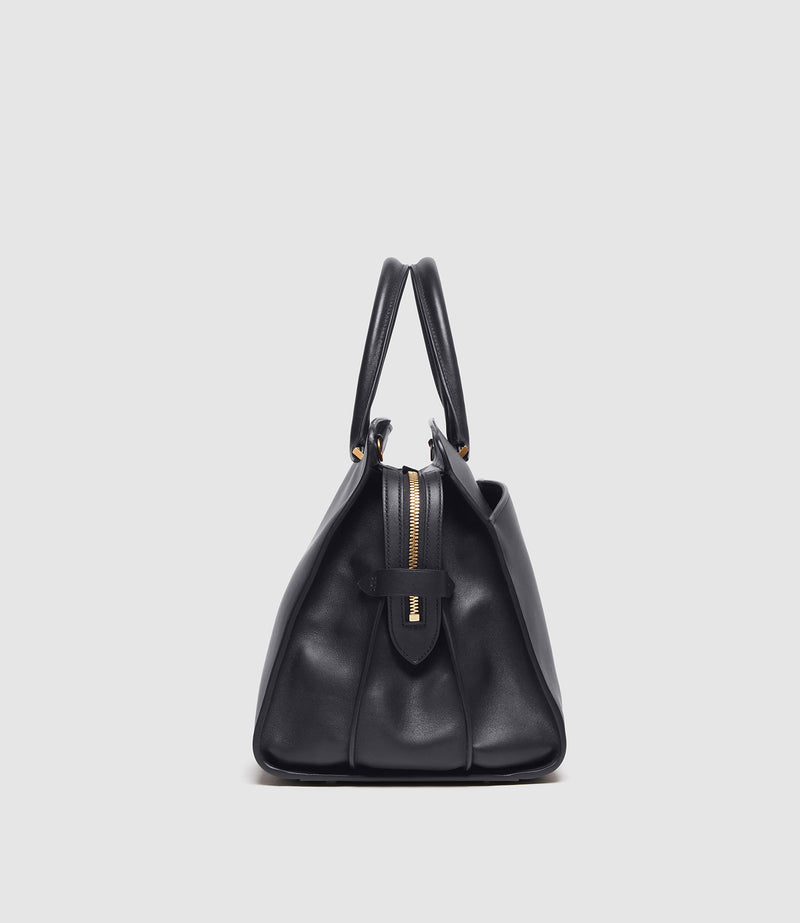 Private Eye Silky Calfskin Black