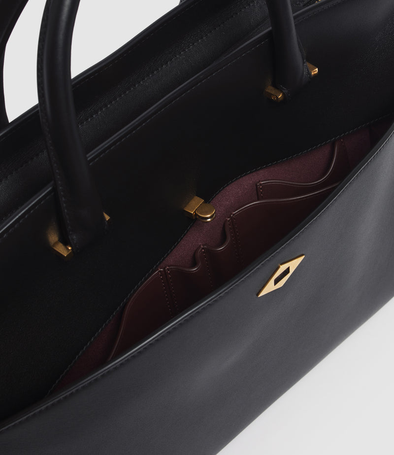 Private Eye Silky Calfskin Black