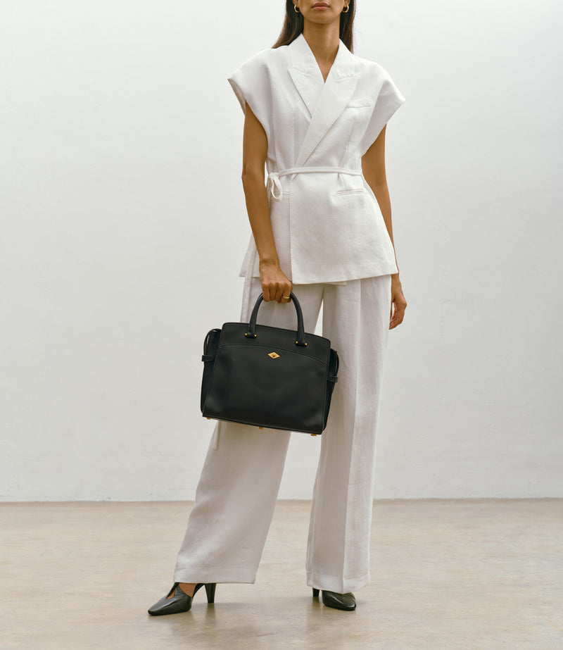 Private Eye Slim Atelier Calfskin Black