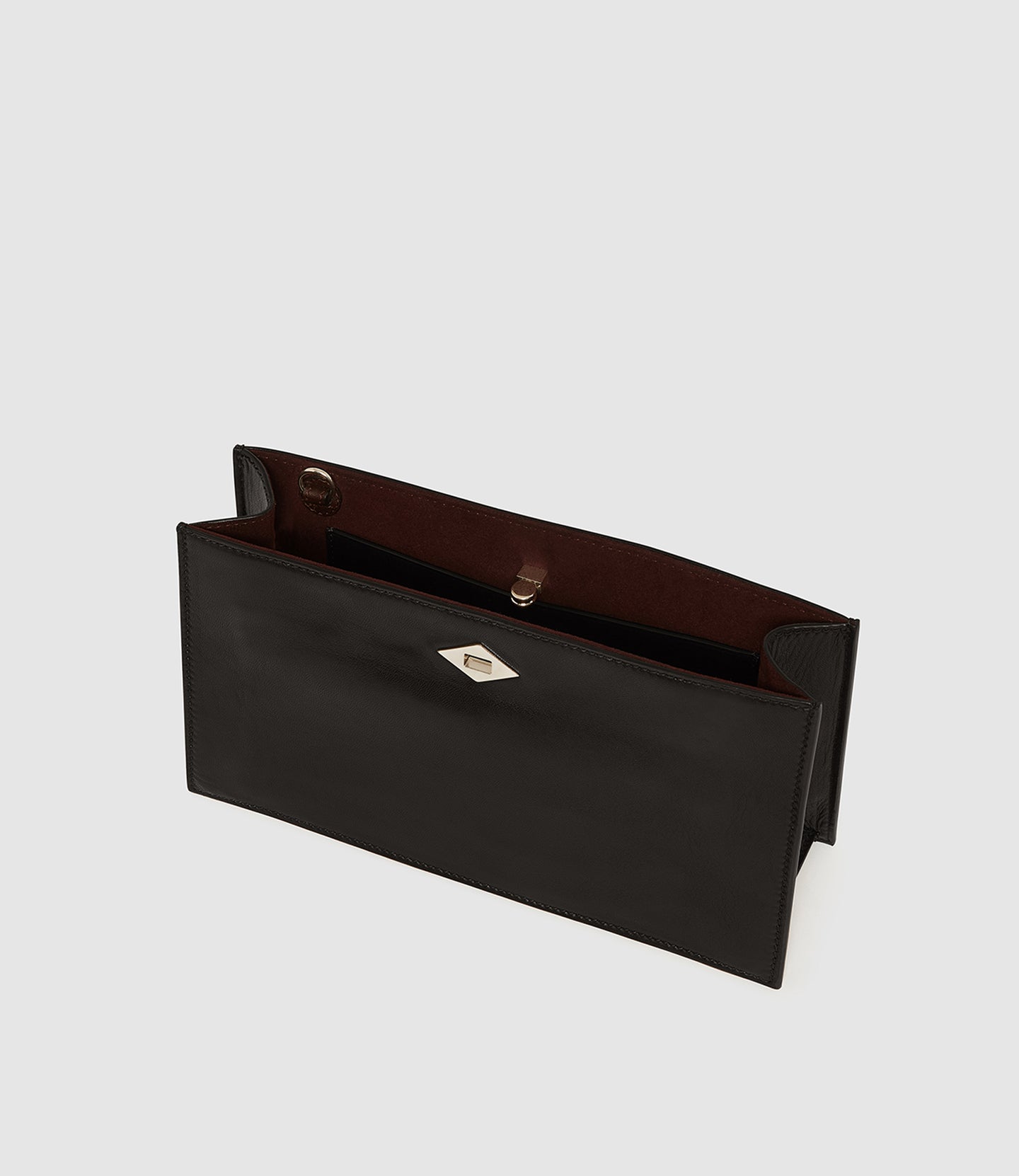 Ease 28 Buttery Nappa Black