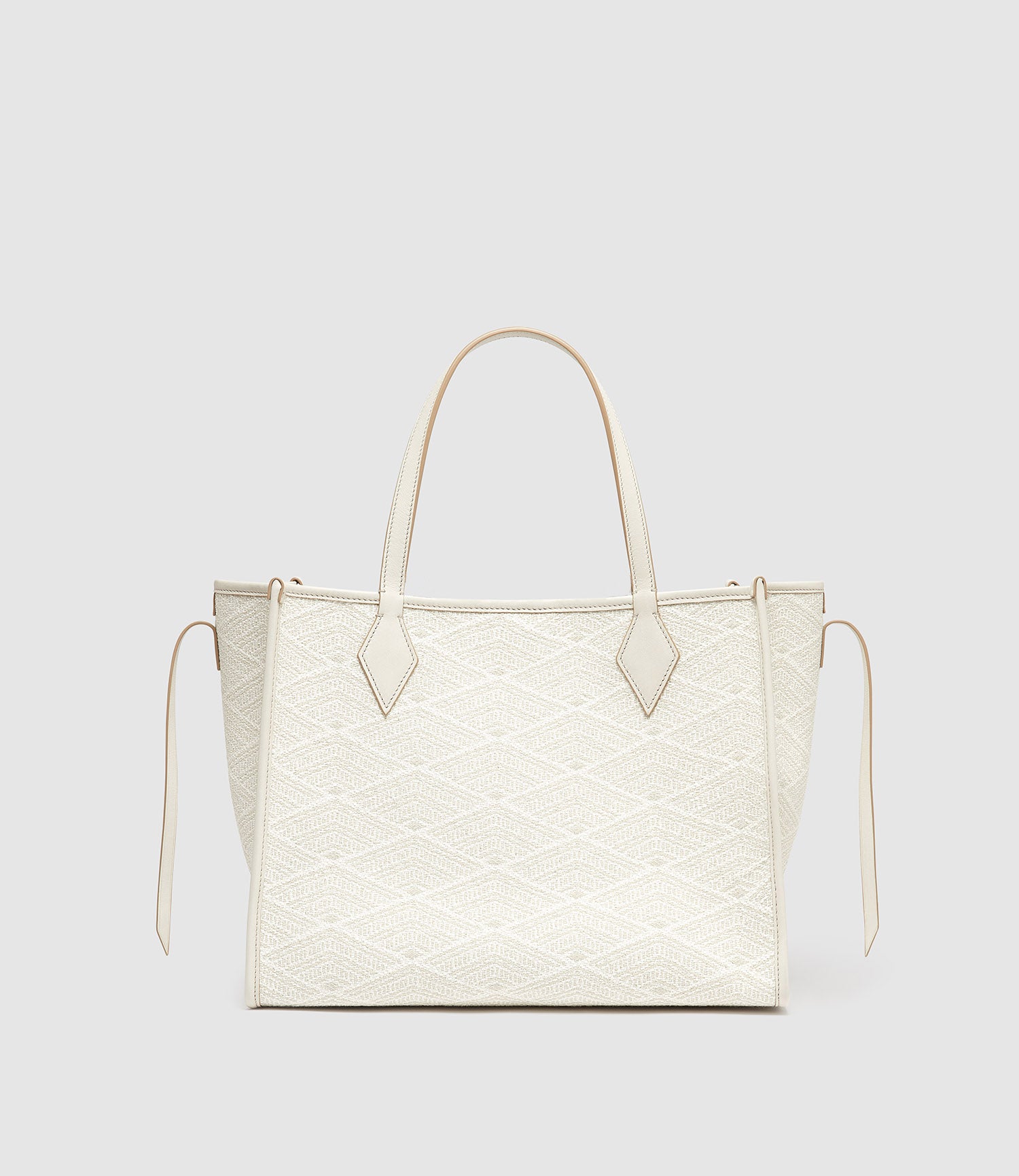 Chameleon 34 Oversized Diamond Jacquard Bianco