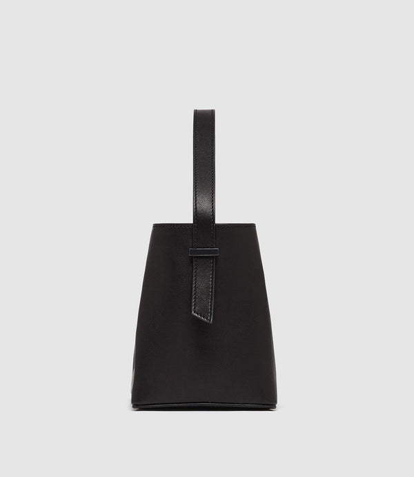 Tilt 16 Ultralight Calfskin Black