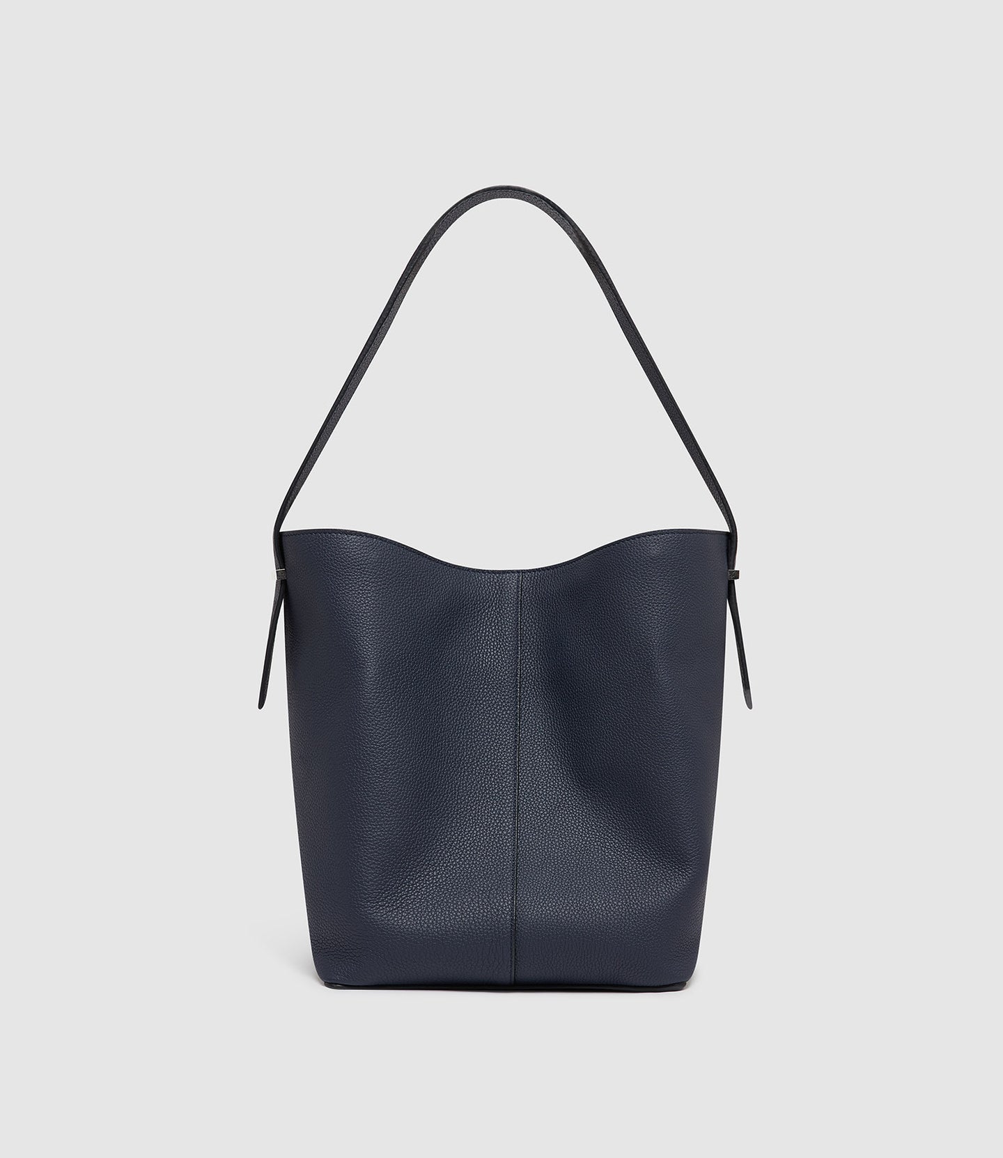 Tilt 22 Soft Grain Leather Midnight